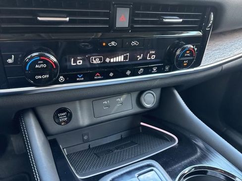 New 2026 Nissan Rogue Platinum w/ Platinum Premium Package image 26