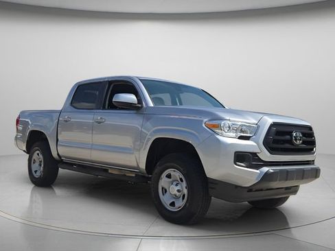 Used 2022 Toyota Tacoma SR w/ SR Convenience Package RWD image 9