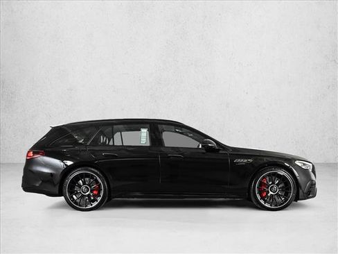 New 2026 Mercedes-Benz E 53 AMG e 4MATIC Wagon image 4
