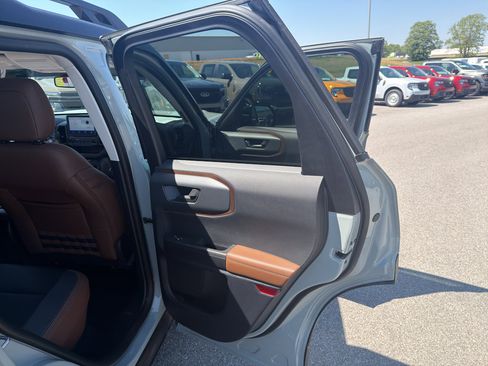 Used 2024 Ford Bronco Sport Outer Banks image 14