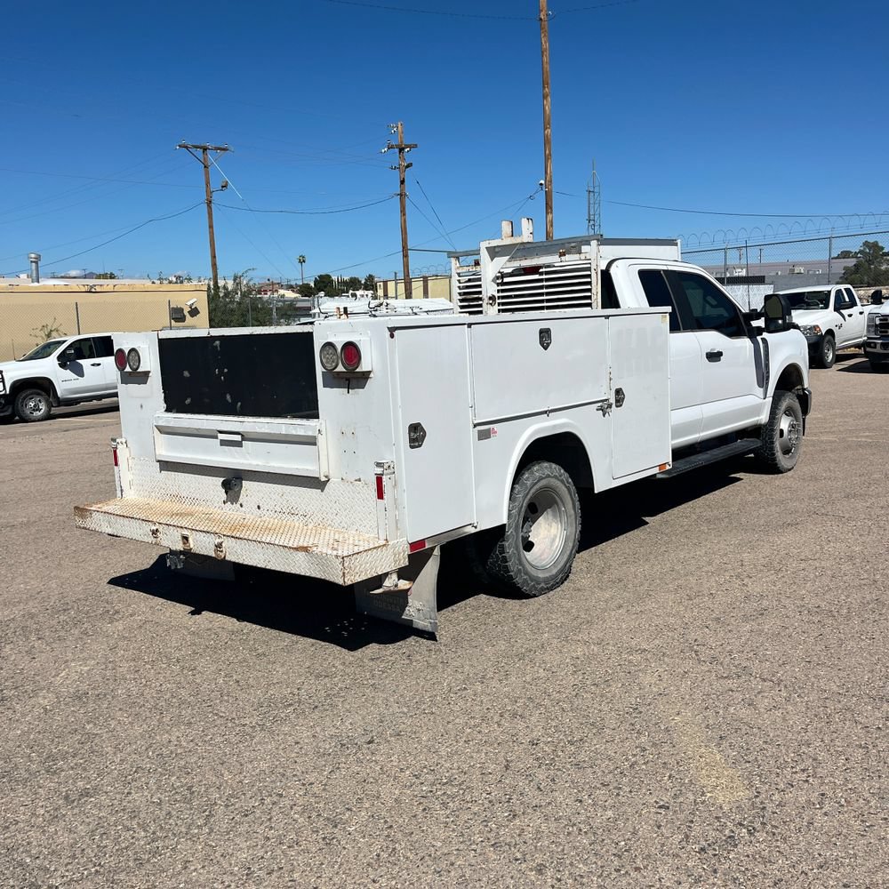 Used 2023 Ford F350 XL w/ XL Chrome Package AWD/4WD image 5