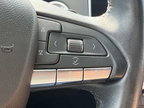 Used 2021 Cadillac XT4 Premium Luxury FWD image 37