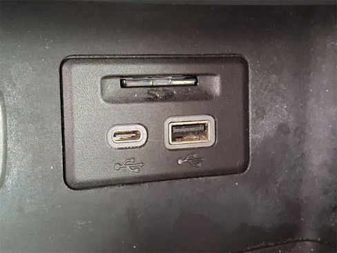 Certified 2023 GMC Acadia SLT image 25