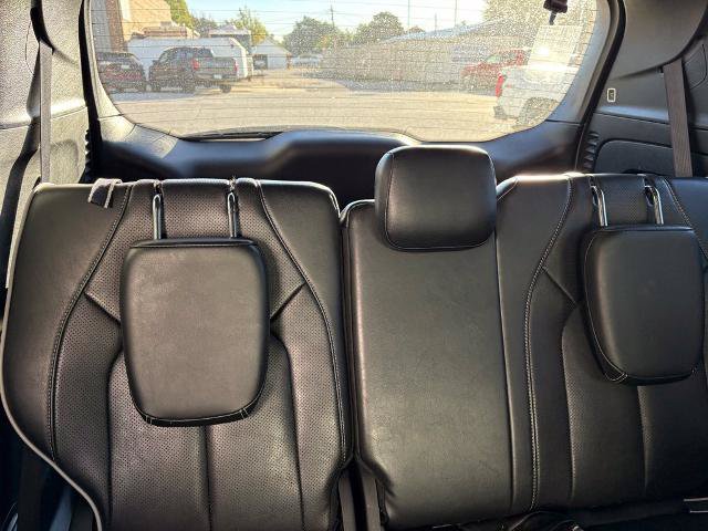 Used 2025 Chrysler Pacifica Limited FWD image 10