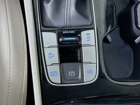 Used 2025 Hyundai Tucson SEL image 25