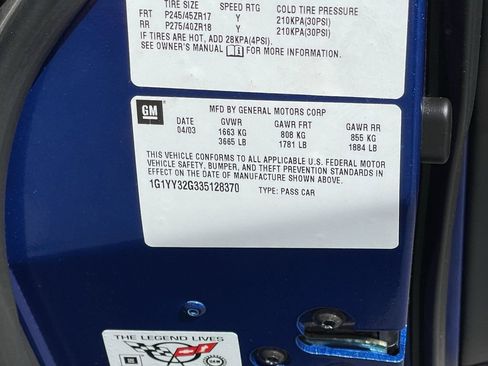 Used 2003 Chevrolet Corvette Convertible w/ Preferred Equipment Group1 RWD image 32