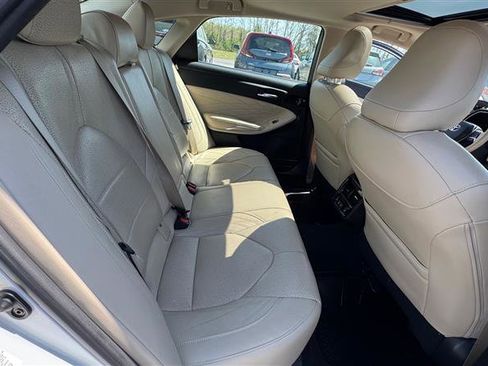 Used 2019 Toyota Avalon Limited w/ Advanced Safety Package image 30