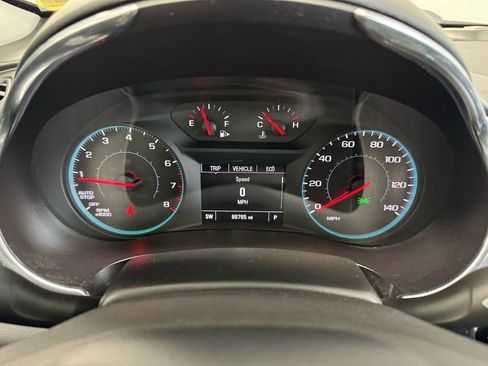 Used 2020 Chevrolet Malibu LT w/ Leather Package FWD image 39