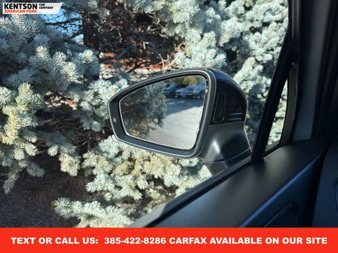 Used 2022 Volkswagen Tiguan SE R-Line image 22