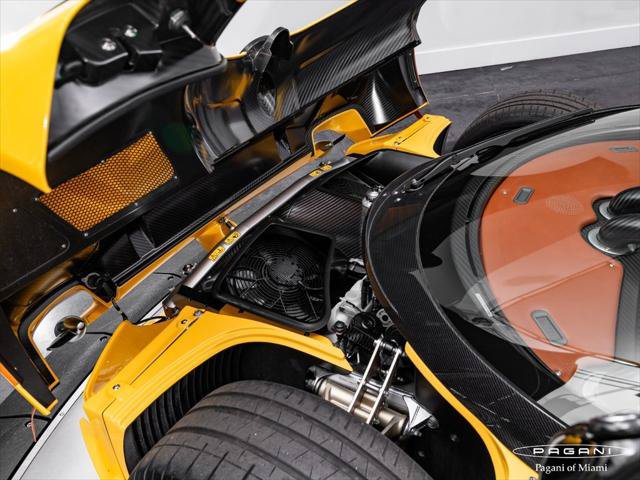 Used 2024 Pagani Utopia RWD image 10
