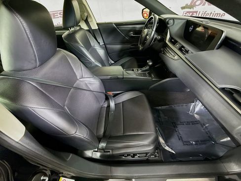 Used 2019 Lexus ES 350 image 29