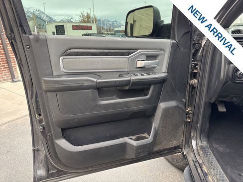 Used 2021 RAM 3500 Big Horn w/ Level B Equipment Group image 17