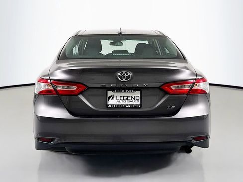 Used 2019 Toyota Camry LE image 7