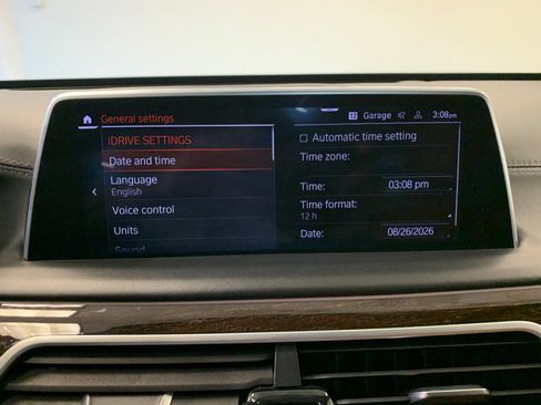 Used 2021 BMW 750i xDrive w/ Executive Package AWD/4WD image 32