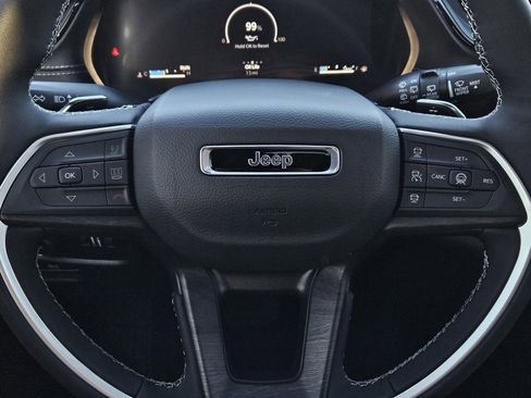 New 2026 Jeep Grand Cherokee Limited RWD image 25