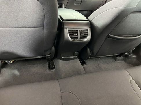 Used 2024 Chevrolet Malibu LT image 42