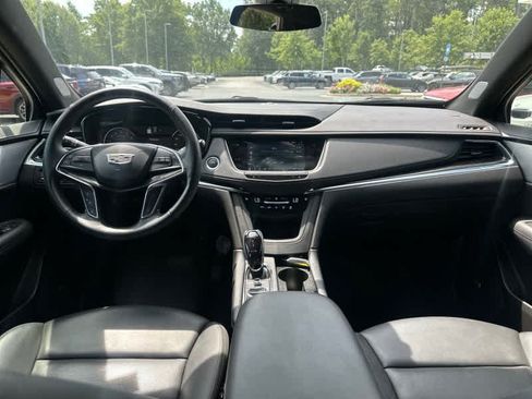 Used 2023 Cadillac XT5 Premium Luxury FWD image 16