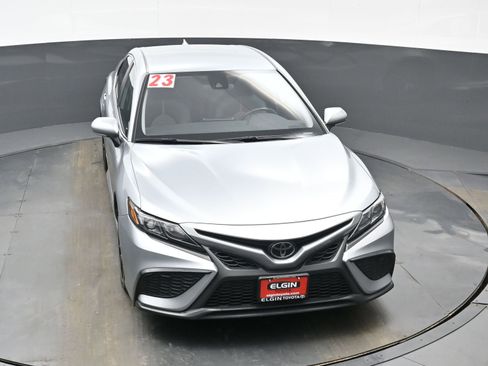 Used 2023 Toyota Camry SE image 34