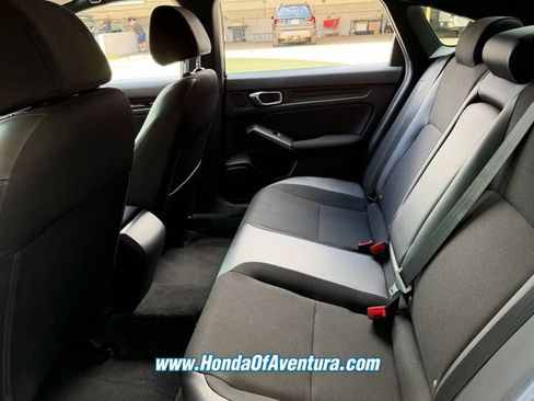 Certified 2025 Honda Civic Sport image 8