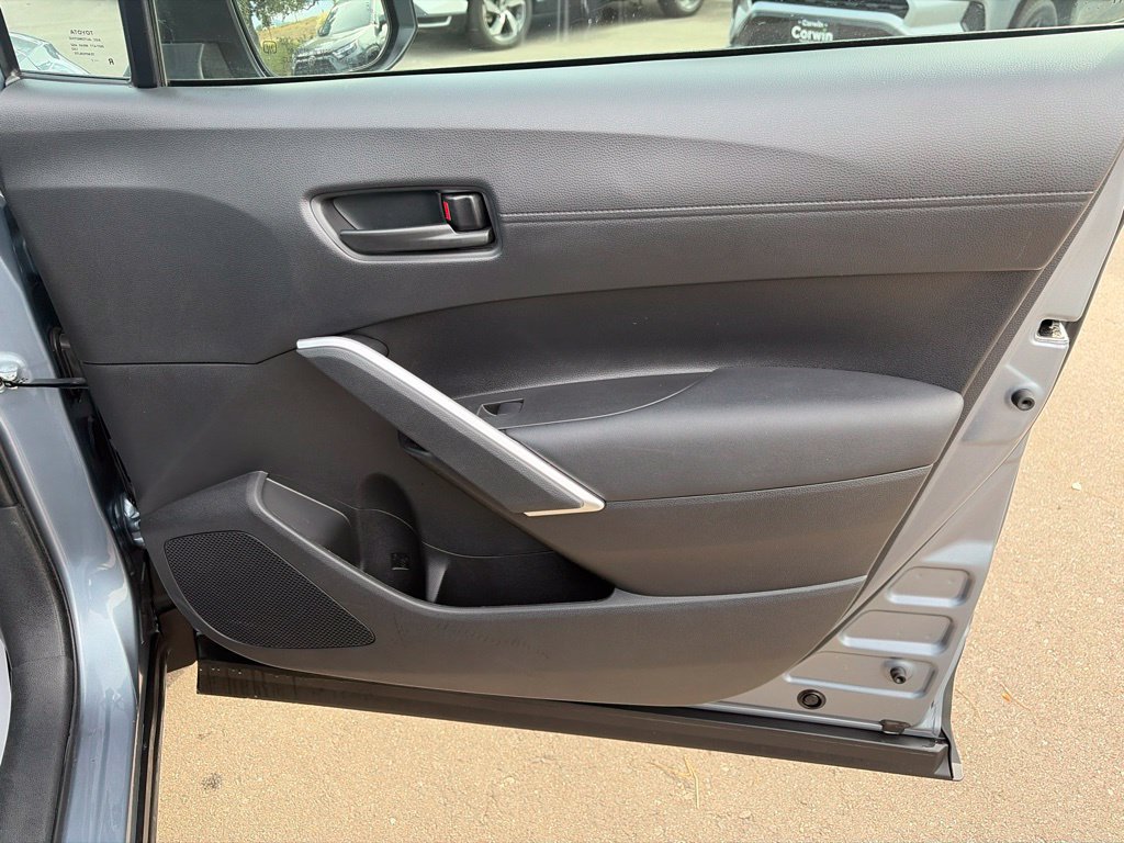 Used 2023 Toyota Corolla Cross LE FWD image 12