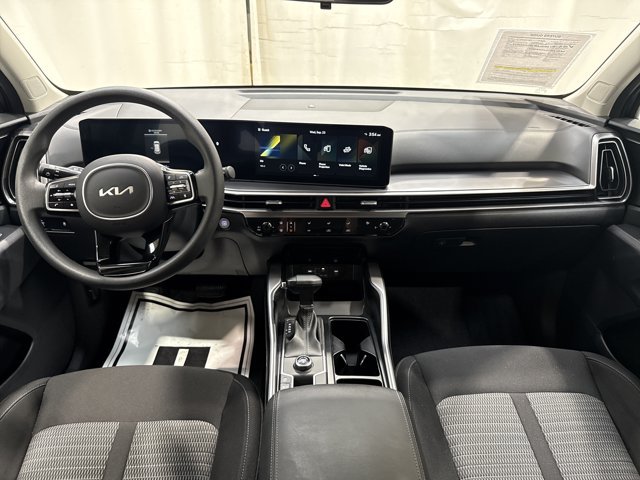 Certified 2024 Kia Sorento LX FWD image 15