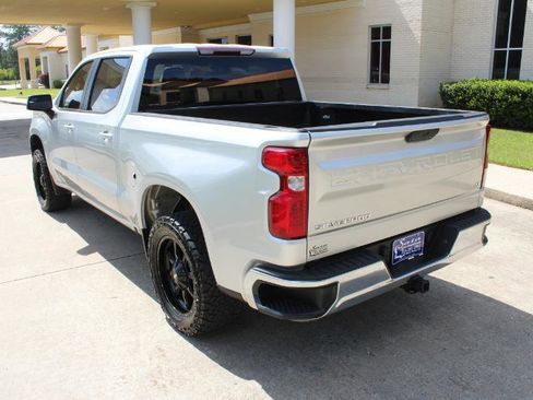 Used 2022 Chevrolet Silverado 1500 LT image 12