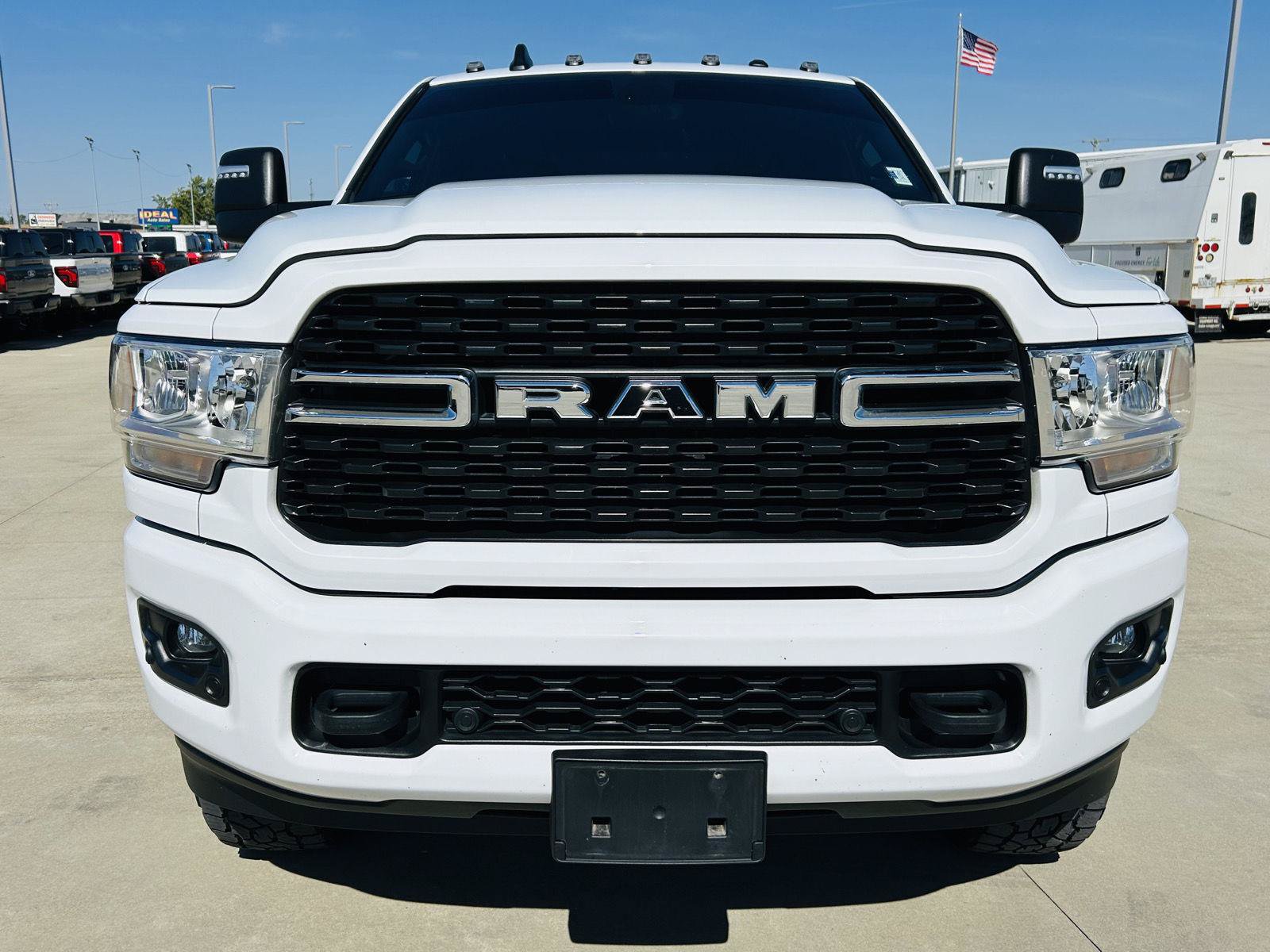 Used 2024 RAM 2500 Big Horn w/ Sport Appearance Package AWD/4WD image 29