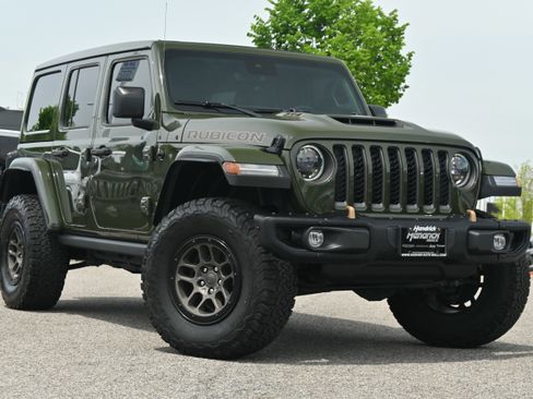 Used 2023 Jeep Wrangler Unlimited Rubicon 392 w/ Xtreme Recon 35" Tire Package AWD/4WD image 2