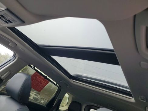 Certified 2025 Nissan Rogue Platinum w/ Platinum Premium Package image 5