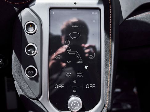 Used 2025 McLaren 750S Spider RWD image 69