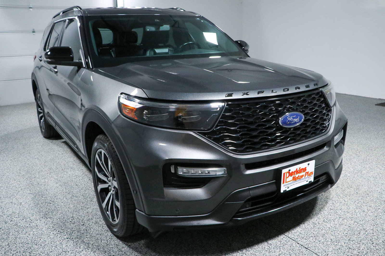 Used 2020 Ford Explorer ST w/ Premium Technology Package AWD/4WD image 5