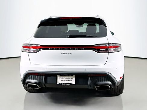 Certified 2023 Porsche Macan w/ Premium Package Plus AWD/4WD image 10