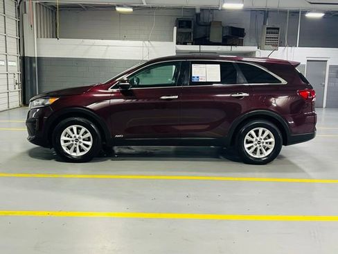 Used 2020 Kia Sorento AWD V6 image 13