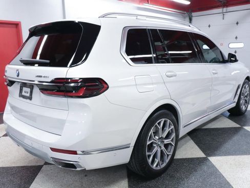 Used 2023 BMW X7 xDrive40i w/ Premium Package image 7