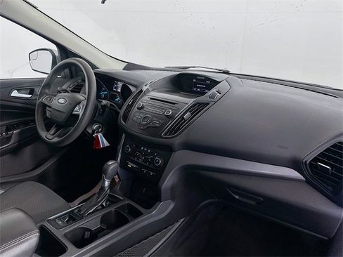 Used 2017 Ford Escape SE w/ SE Cold Weather Package image 28