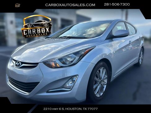 Used 2014 Hyundai Elantra SE w/ Option Group 02 FWD image 1