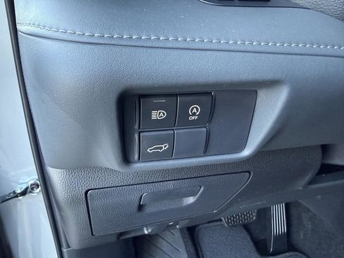 Used 2025 Toyota Highlander XSE image 14