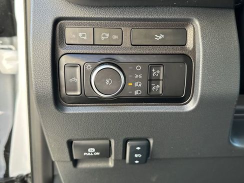 Certified 2024 Ford F350 Lariat w/ FX4 Off-Road Package image 27