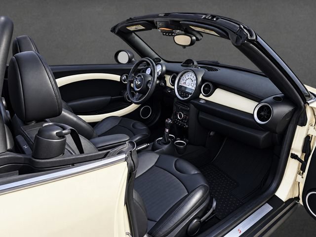 Used 2013 MINI Cooper Roadster S FWD image 8