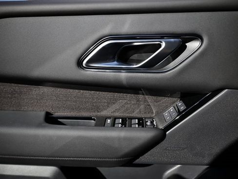 New 2026 Land Rover Range Rover Velar Dynamic SE image 20