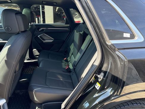 Used 2024 Audi Q3 2.0T Premium Plus image 14