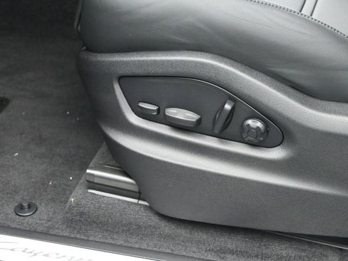 New 2026 Porsche Cayenne Coupe image 21