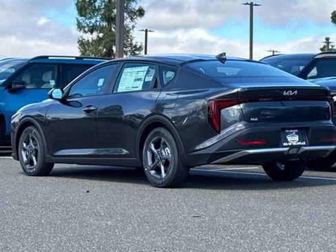 New 2026 Kia K4 FWD image 7