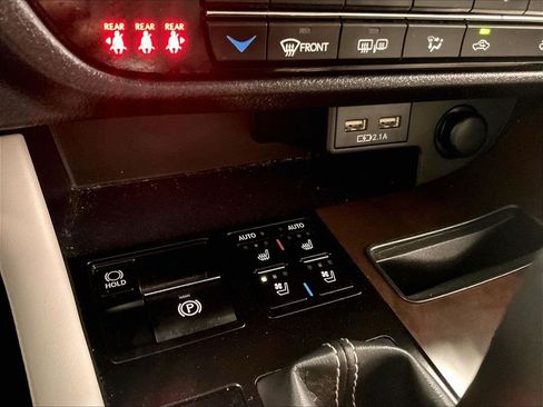 Used 2020 Lexus RX 350 AWD w/ Premium Package image 27