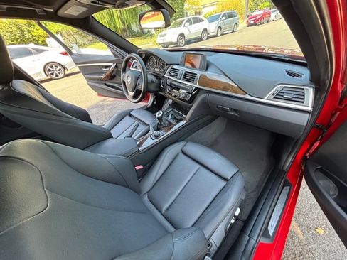 Used 2017 BMW 330i Sedan RWD image 38