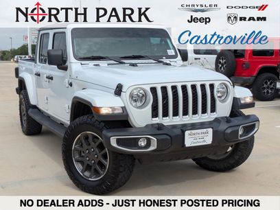Used 2020 Jeep Gladiator Overland w/ Popular Equipment Package