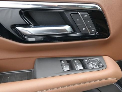 New 2026 Chevrolet Tahoe High Country AWD/4WD image 26