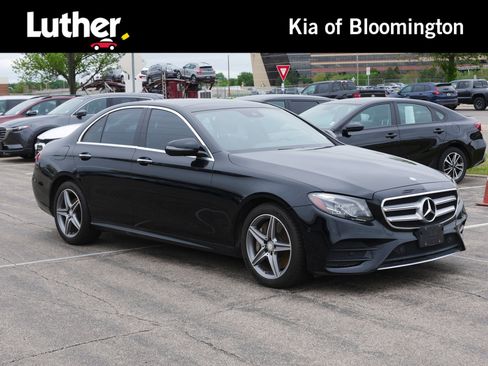 Used 2017 Mercedes-Benz E 300 4MATIC image 1