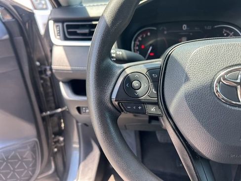 Used 2024 Toyota RAV4 XLE AWD/4WD image 23
