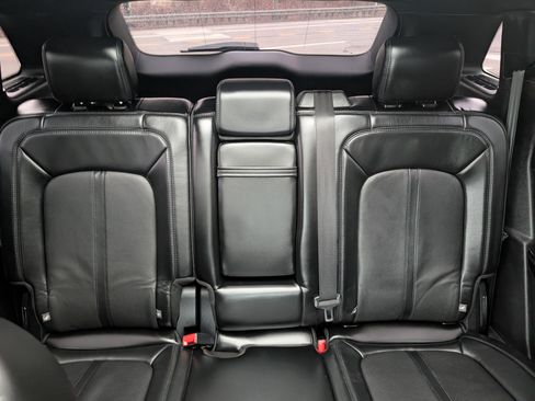 Used 2016 Lincoln MKX Reserve w/ Technology Package image 19